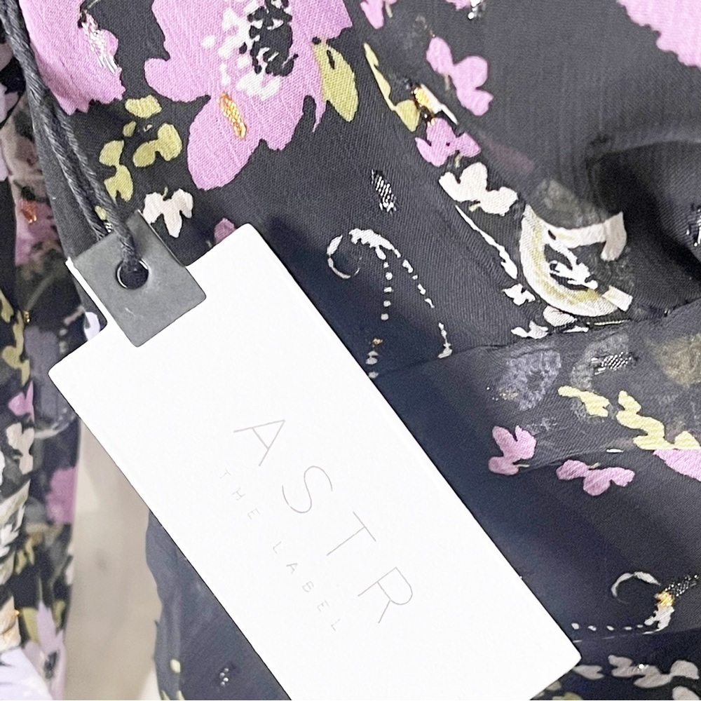 ASTR The Label Black Kimbra Floral Ruched Front Dress Size XS NWT - Picture 7 of 10